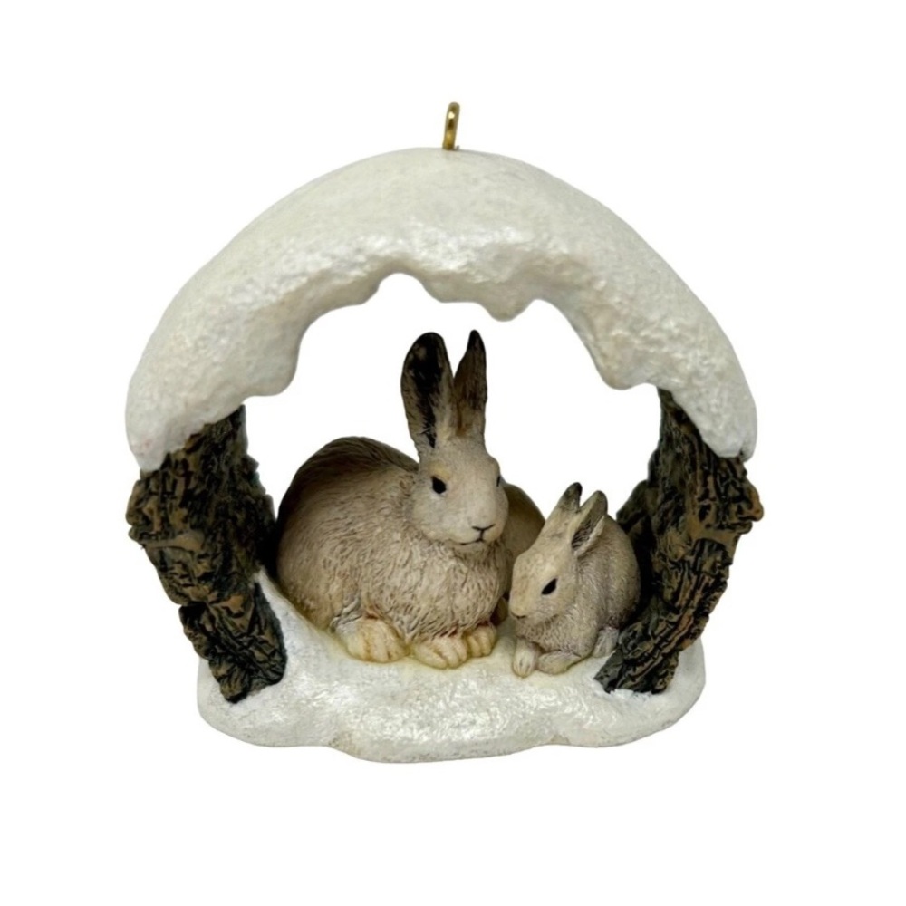 Hallmark Keepsake Ornament 1997 Snowshoe Rabbits in Winter (Majestic Wilderness)